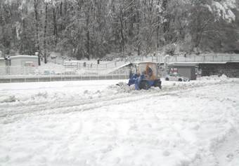 八王子ＨＣ除雪中②.jpg